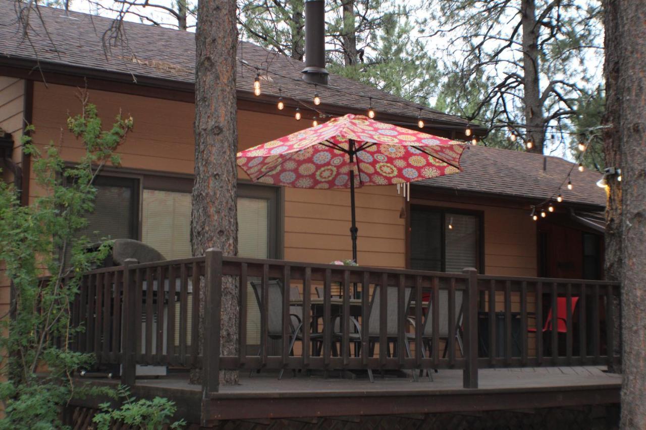 Kathys Cabin, King Bed, Hot Tub, Near-Nau & Downtown Attractions, Perfect Year-Round Mountain Getaway Flagstaff Esterno foto