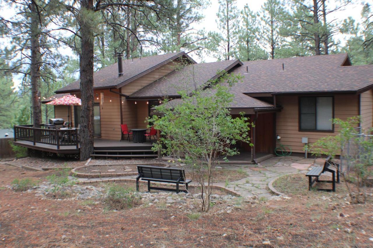 Kathys Cabin, King Bed, Hot Tub, Near-Nau & Downtown Attractions, Perfect Year-Round Mountain Getaway Flagstaff Esterno foto