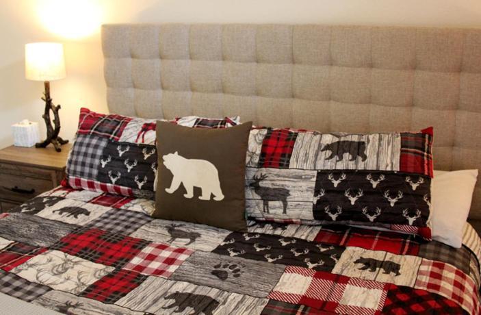 Kathys Cabin, King Bed, Hot Tub, Near-Nau & Downtown Attractions, Perfect Year-Round Mountain Getaway Flagstaff Esterno foto